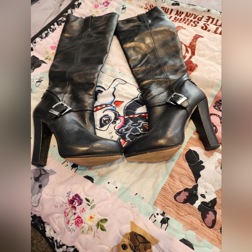 MK tall boots